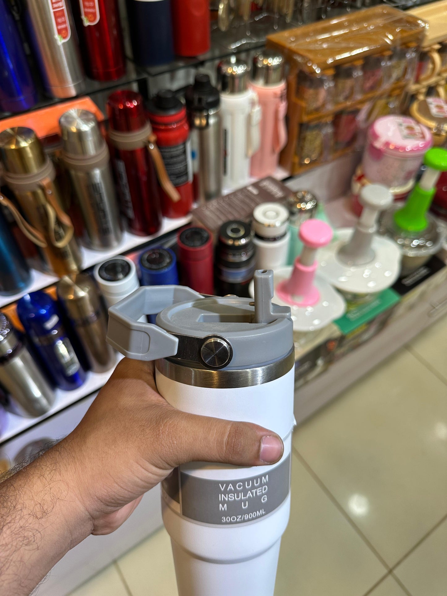 Flexi sip tumbler