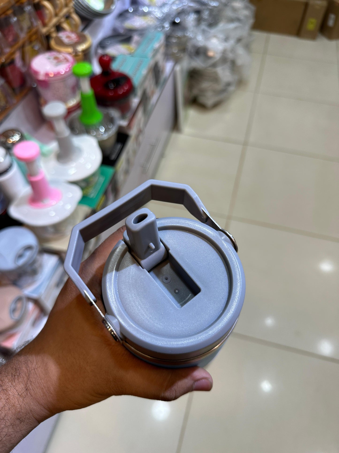 Flexi sip tumbler