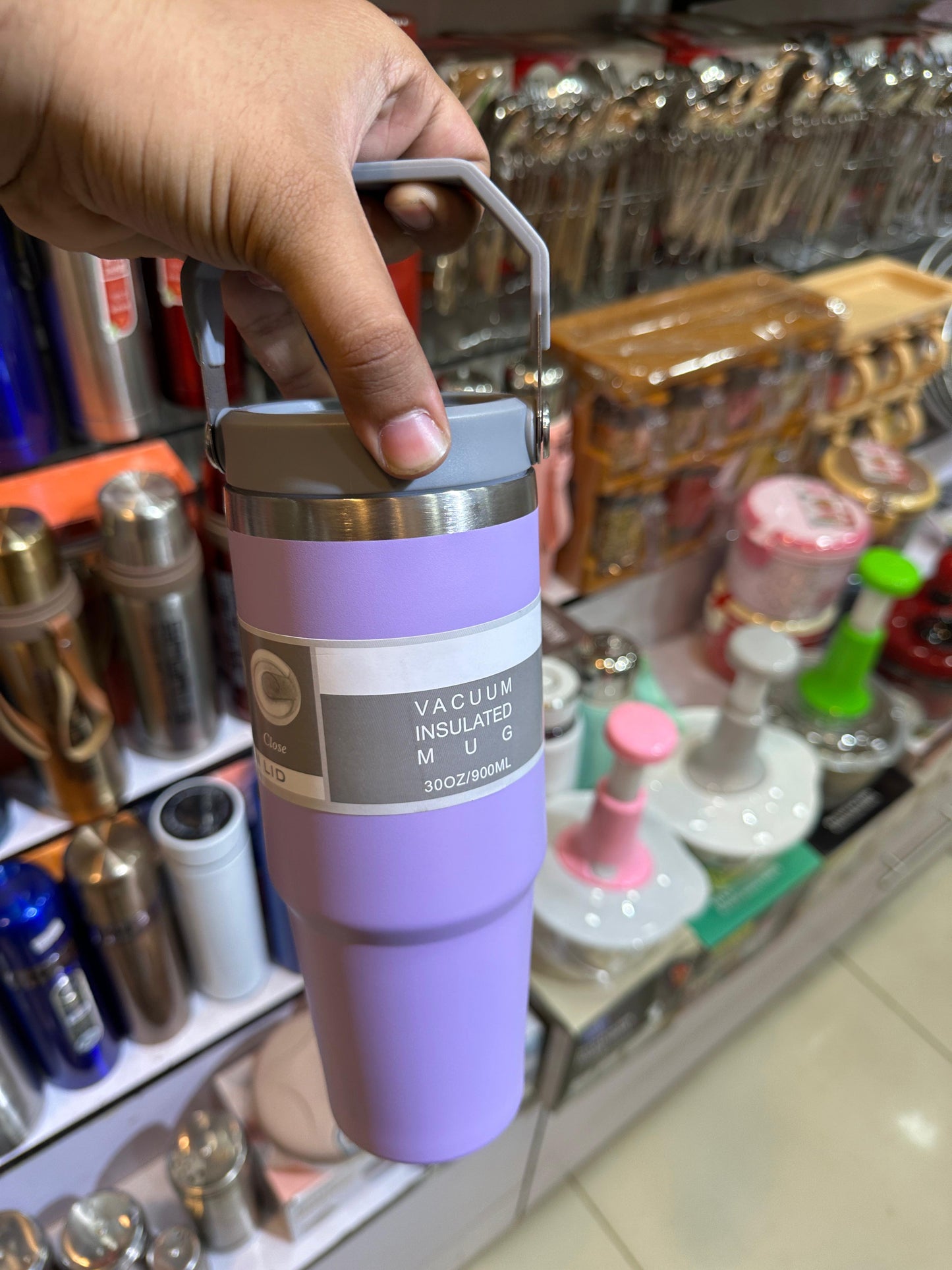 Flexi sip tumbler