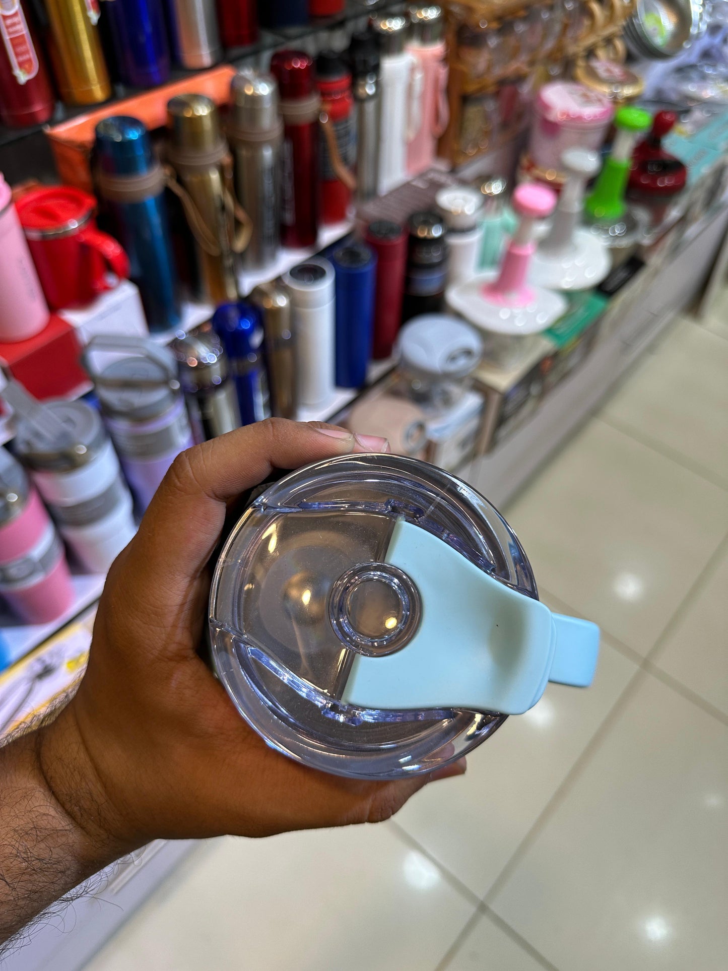 Flexi handle tumbler